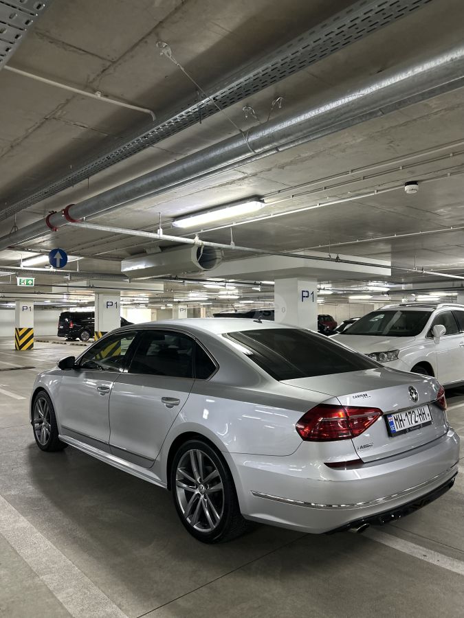 Volkswagen Passat - фото 6
