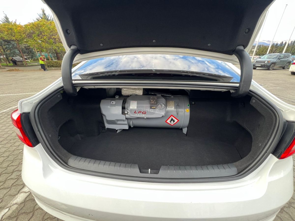 Hyundai Sonata - фото 12