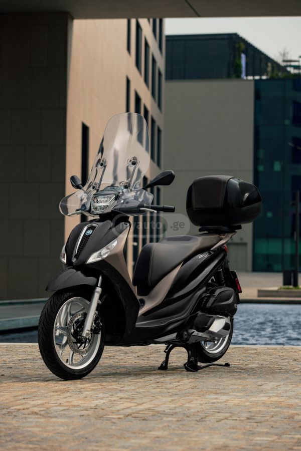 Piaggio Medley 
