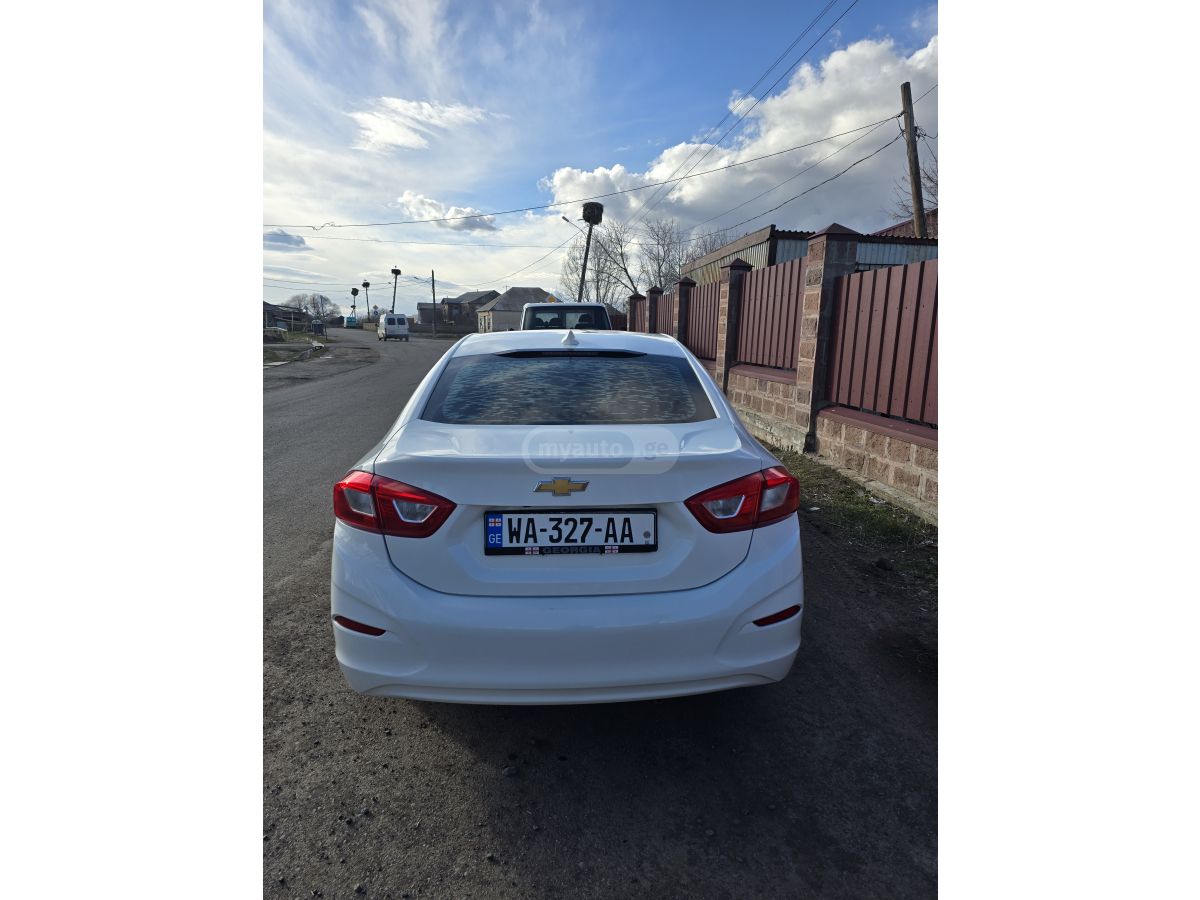 Chevrolet Cruze - фото 5