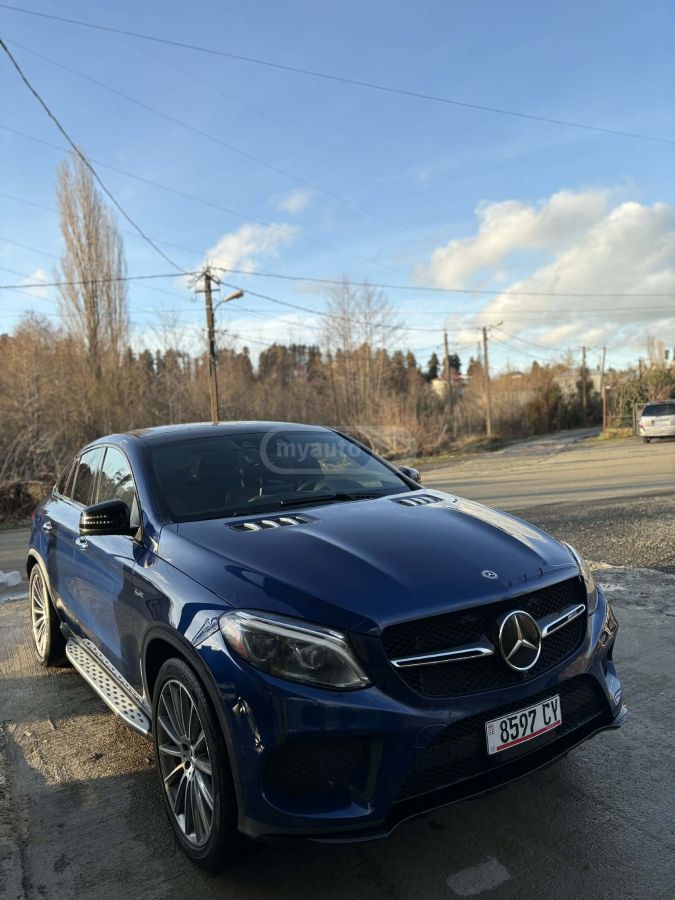 Mercedes-Benz GLE 43 AMG - фото 13