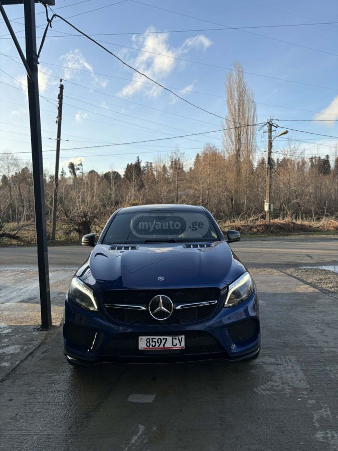 Mercedes-Benz GLE 43 AMG - фото 14