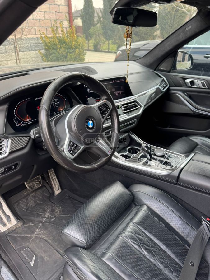 BMW X5 - фото 12