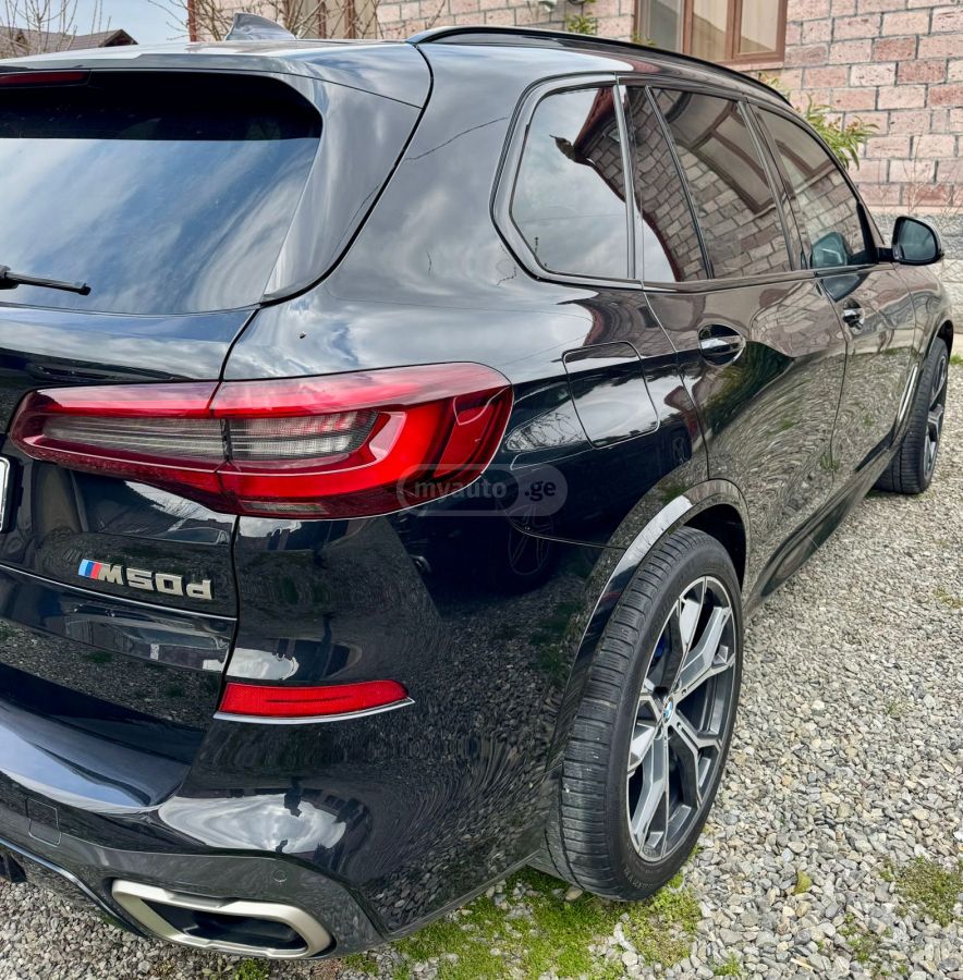 BMW X5 - фото 3