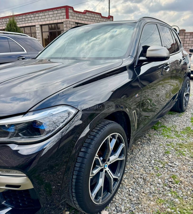 BMW X5 - фото 6