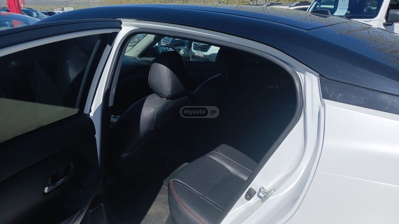 Nissan Sentra - фото 8