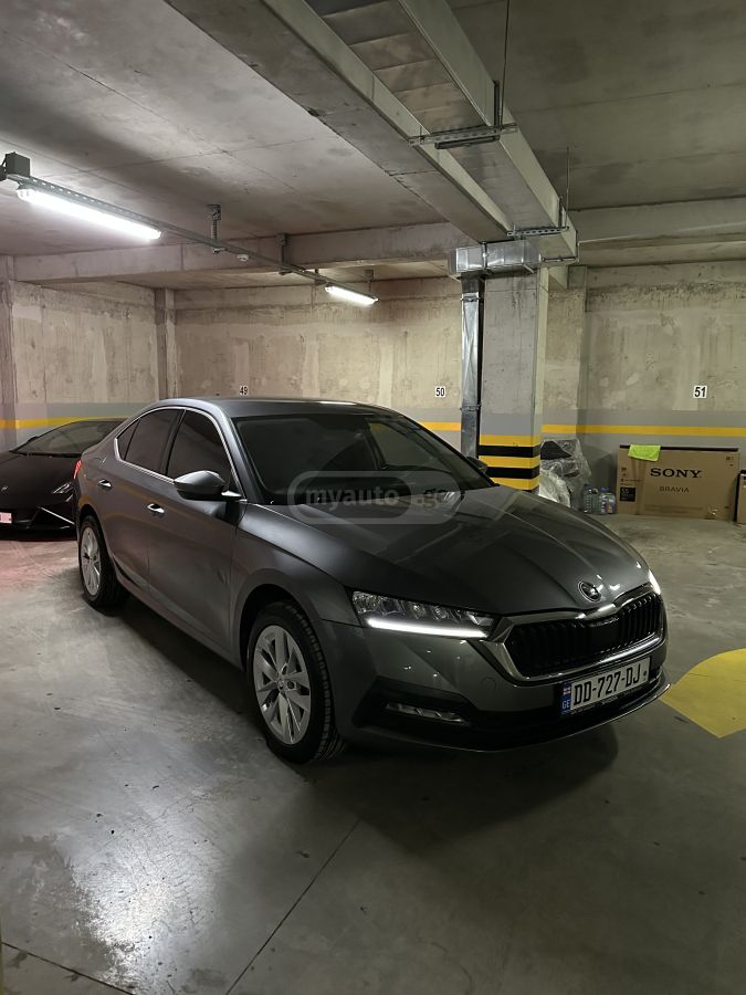 Skoda Octavia - фото 1