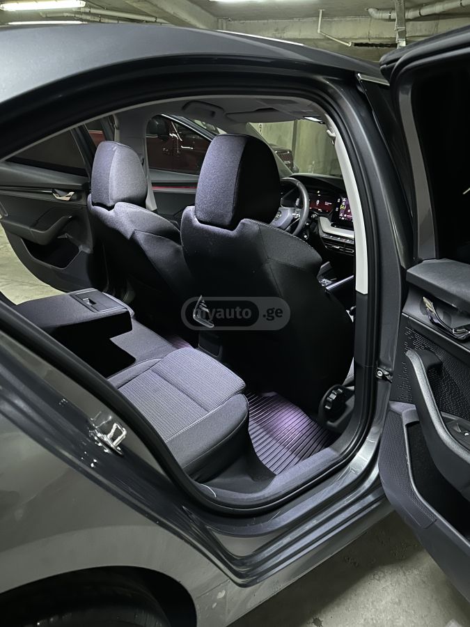 Skoda Octavia - фото 8