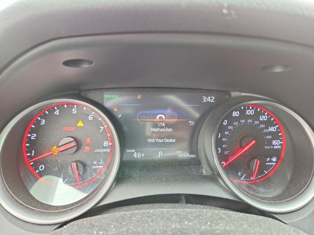 Toyota Camry - фото 9