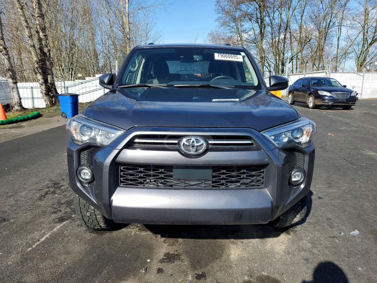 Toyota 4 Runner - фото 5