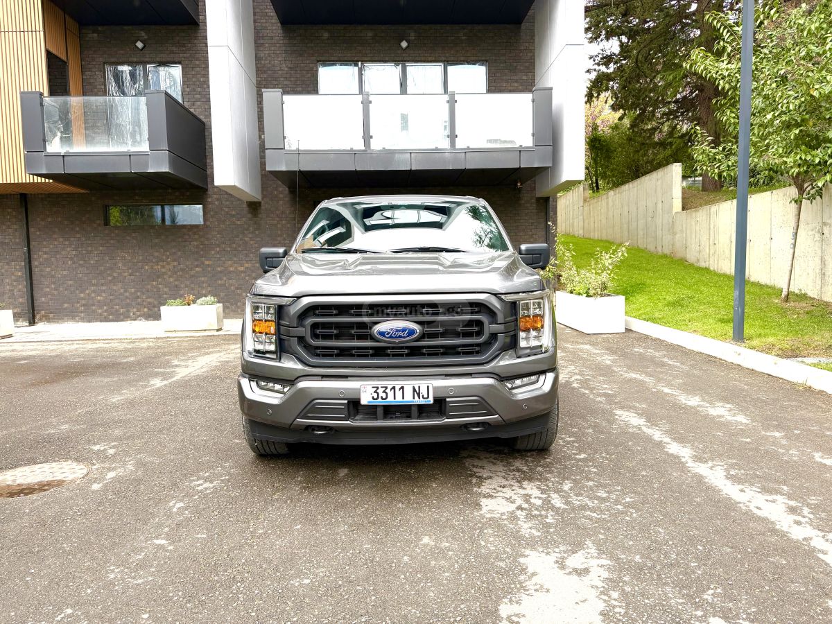 Ford F-150 - фото 2