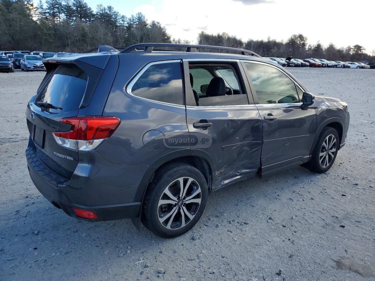 Subaru Limited 4dr All-Wheel Drive CV — миниатюра 3