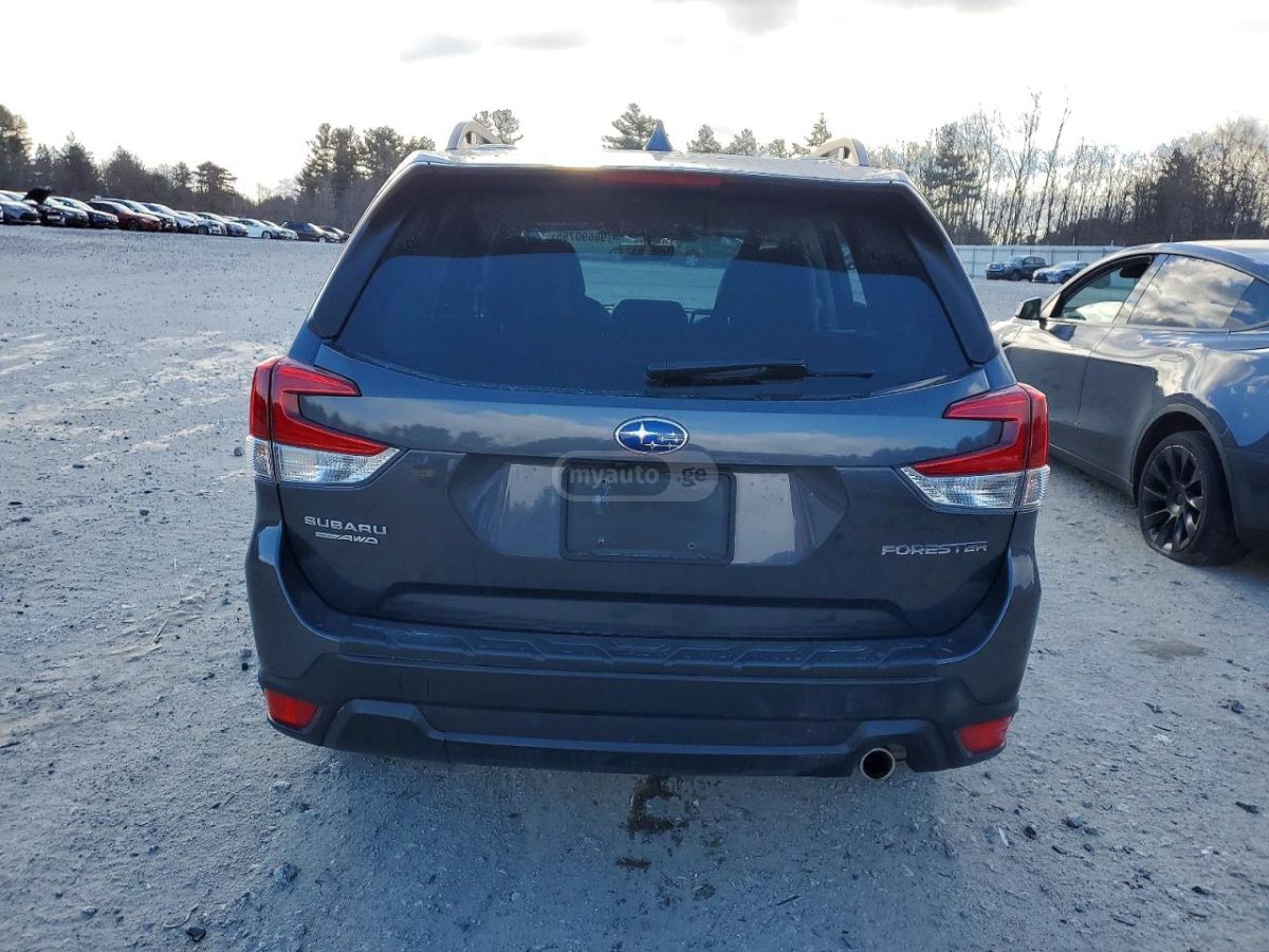 Subaru Limited 4dr All-Wheel Drive CV — миниатюра 6