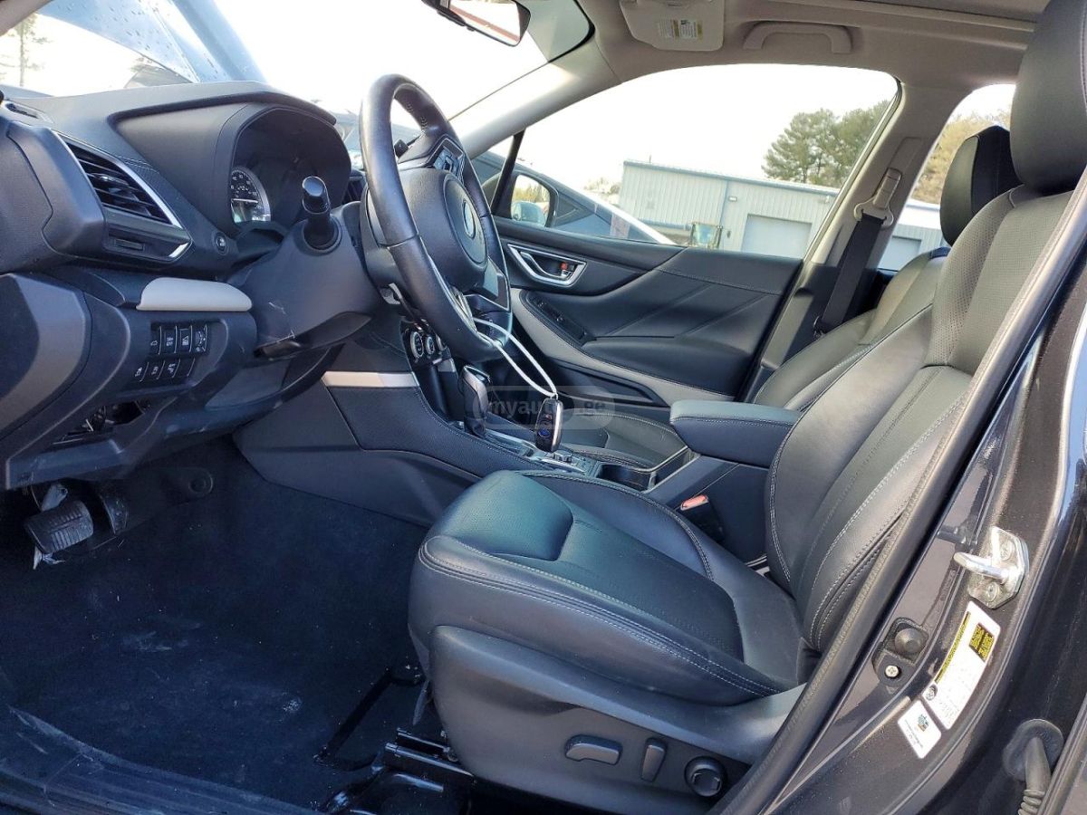 Subaru Limited 4dr All-Wheel Drive CV — миниатюра 8