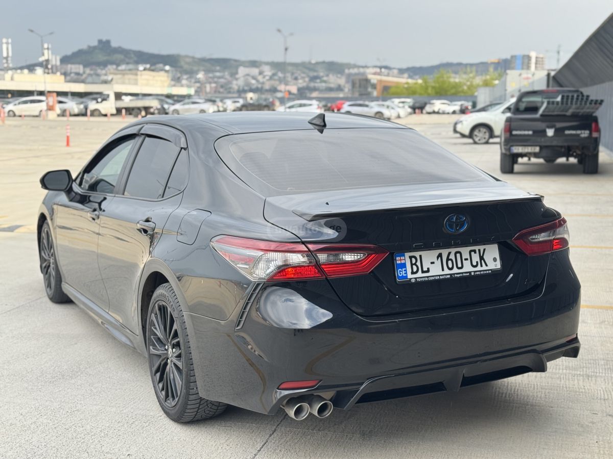 Toyota Camry - фото 8