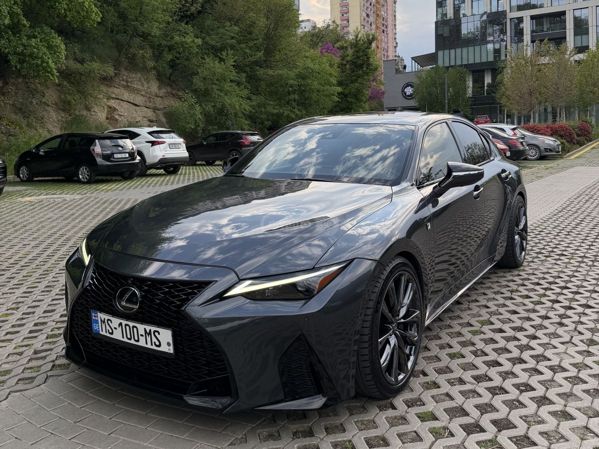 Lexus IS 350 - фото 1