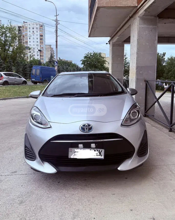 نمای دیگر Toyota 2020