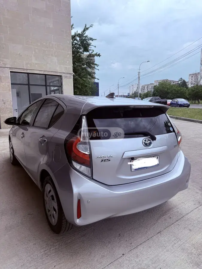 نمای دیگر Toyota 2020