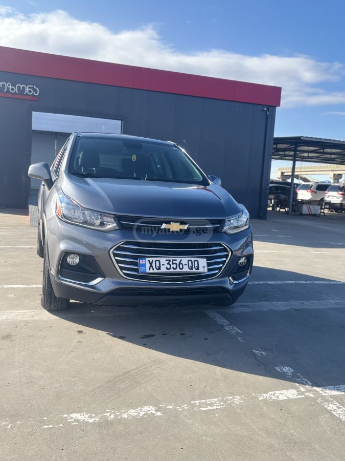 Chevrolet Trax - фото 1
