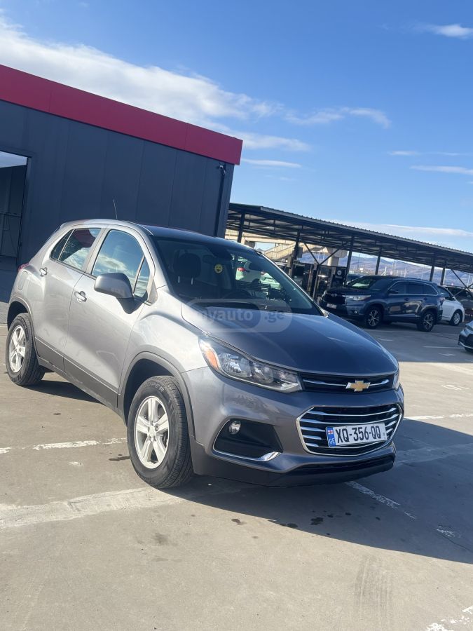 Chevrolet Trax - фото 2