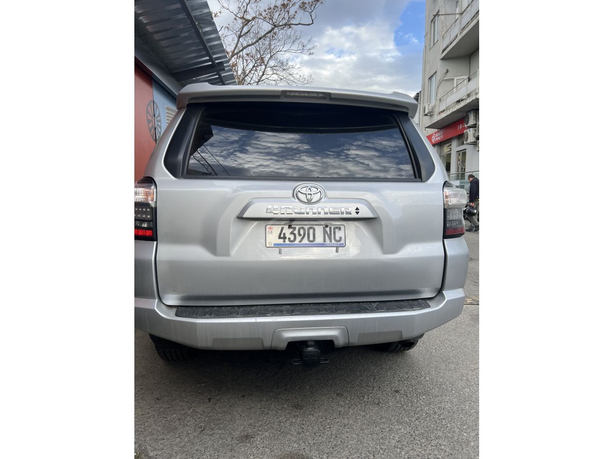 Toyota 4Runner - фото 4