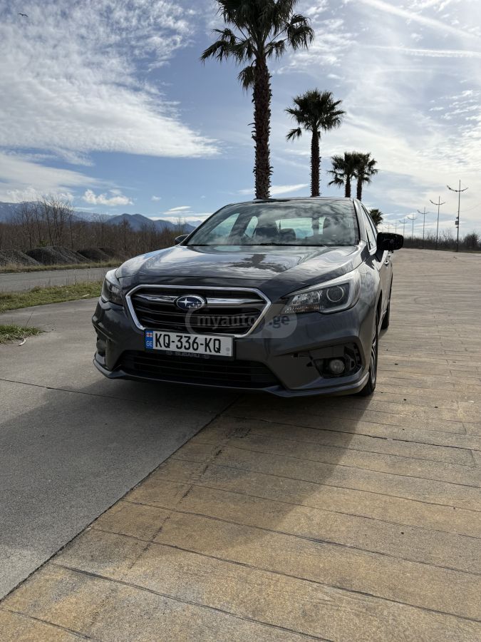 Subaru Legacy - фото 6