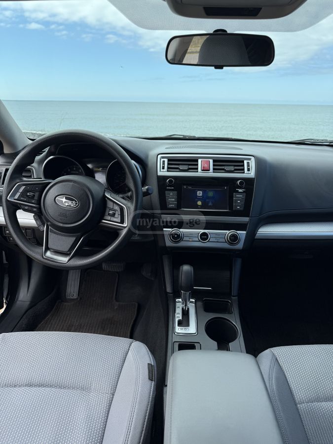 Subaru Legacy - фото 9