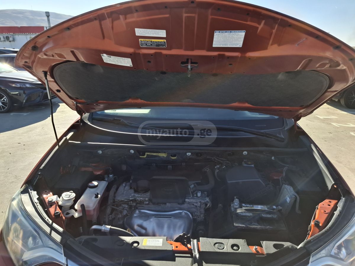 Toyota RAV 4 - фото 13