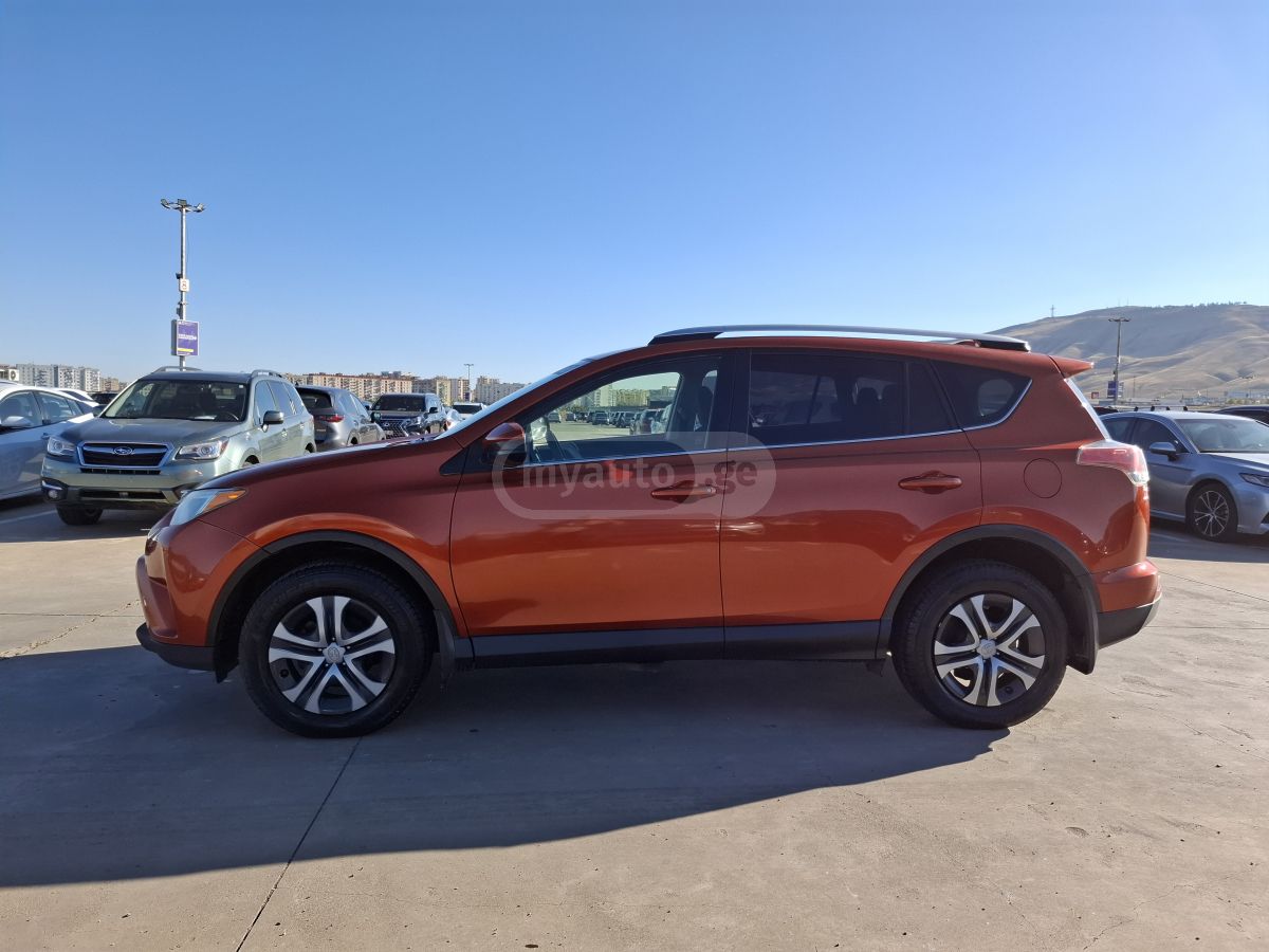 Toyota RAV 4 - фото 8