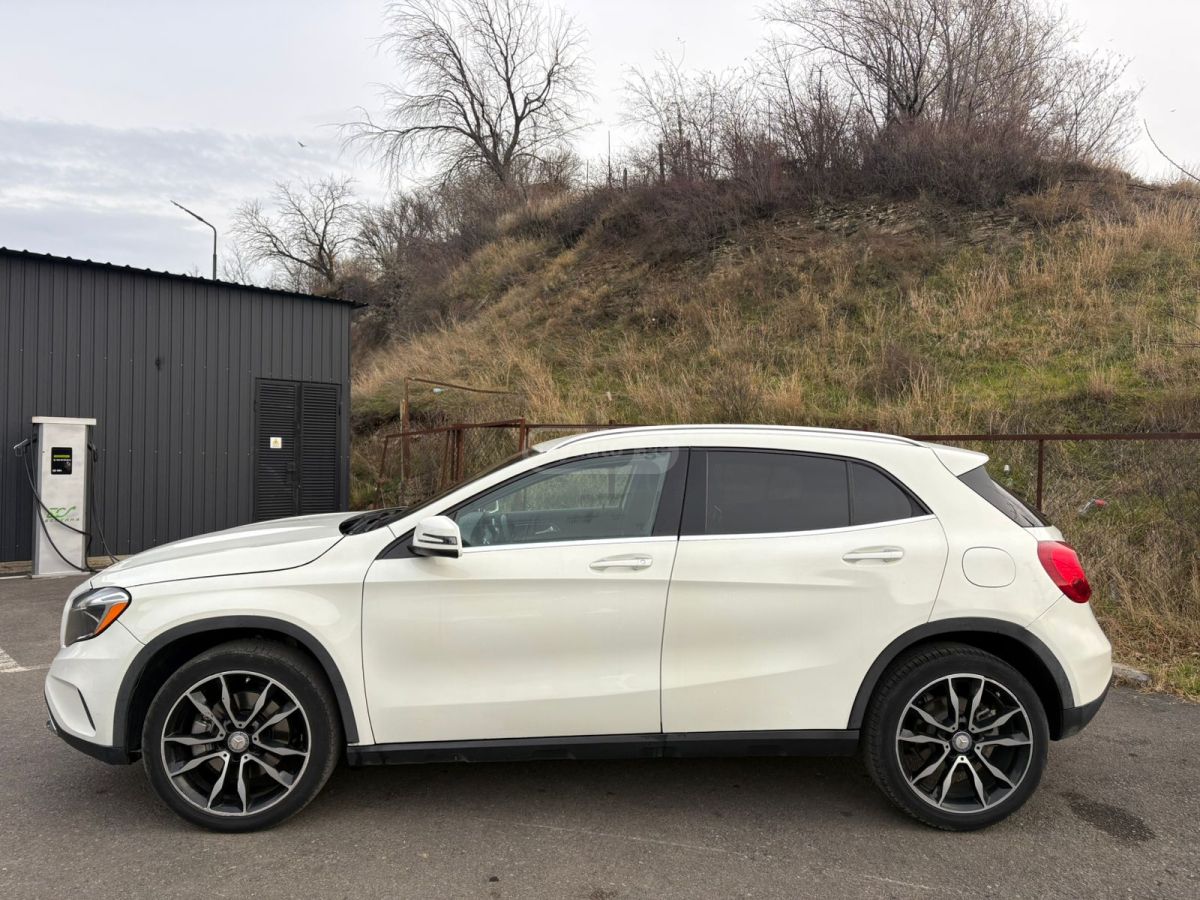 Mercedes-Benz GLA 250 - фото 3