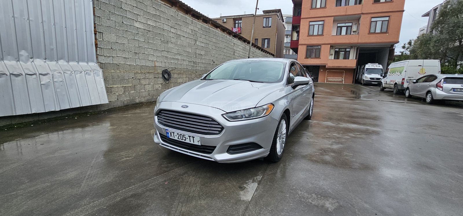 Ford Fusion - фото 3