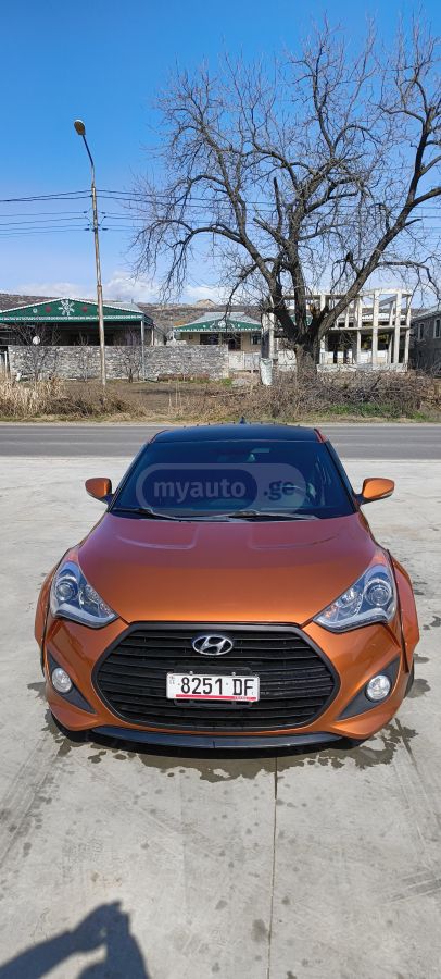 Hyundai Veloster - фото 1