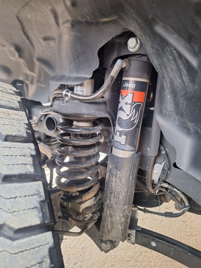 Jeep Gladiator mojave 2023 — миниатюра 11