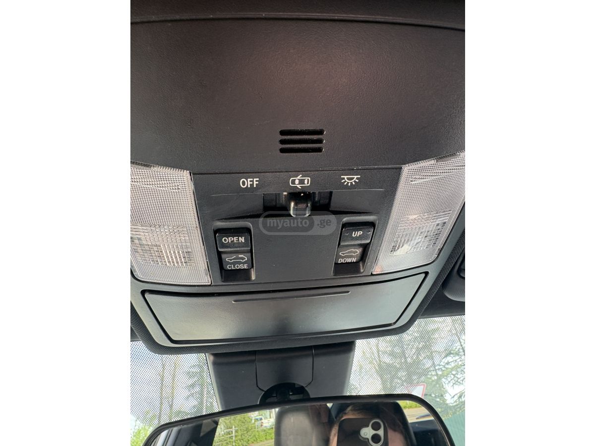 Toyota Rav 4 - фото 10