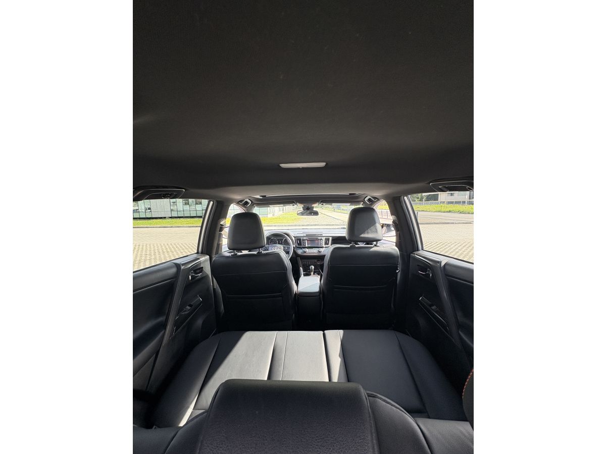 Toyota Rav 4 - фото 11