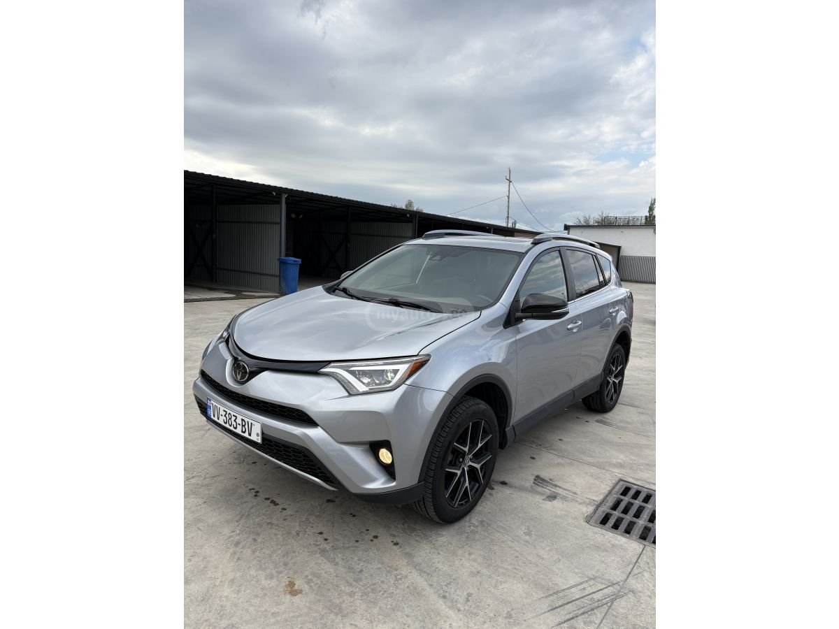 Toyota Rav 4 - фото 3