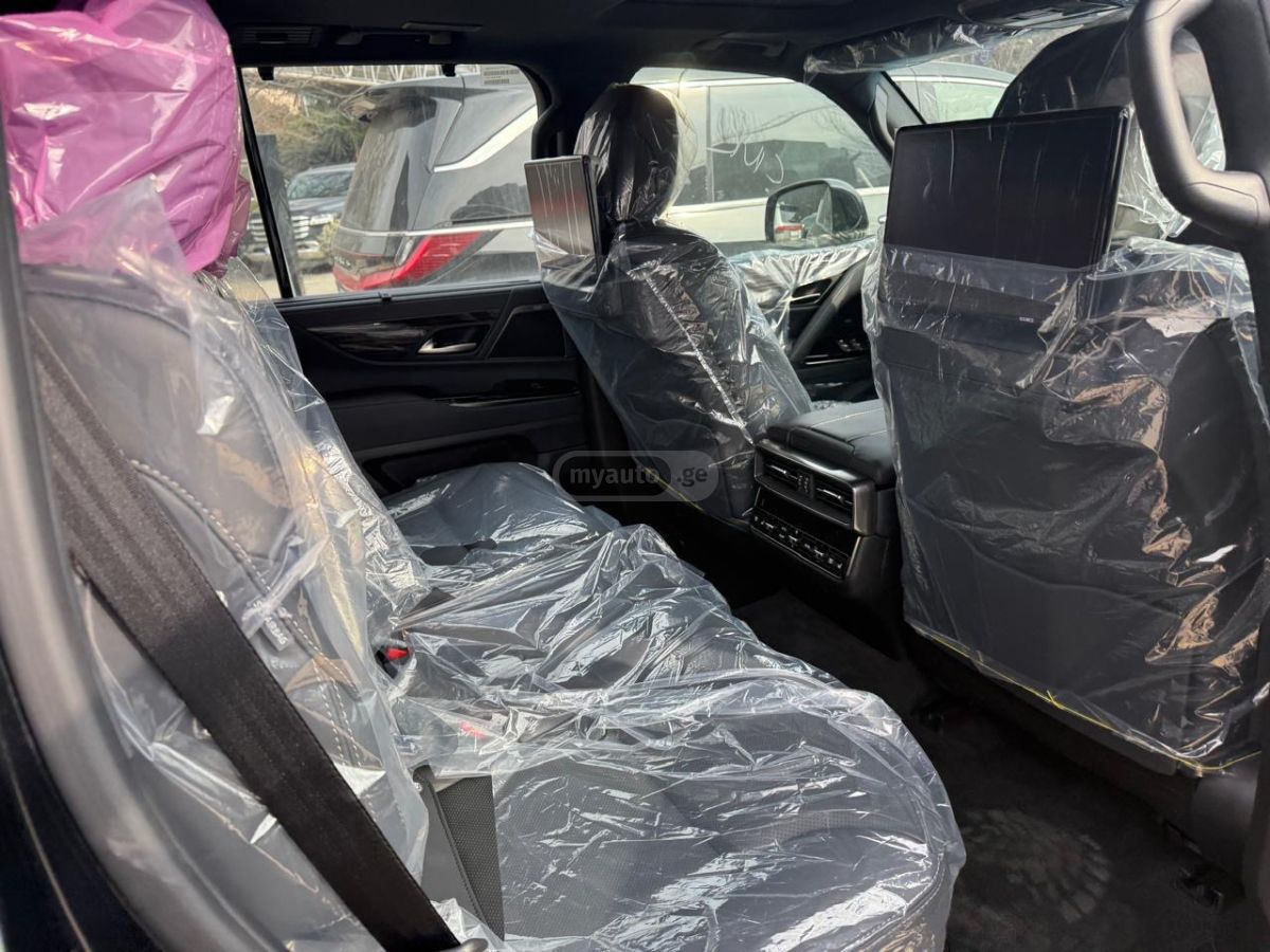 Lexus LX 600 - фото 8