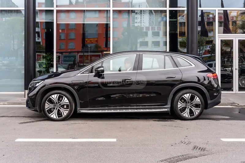 Mercedes-Benz EQE 2024 — миниатюра 3