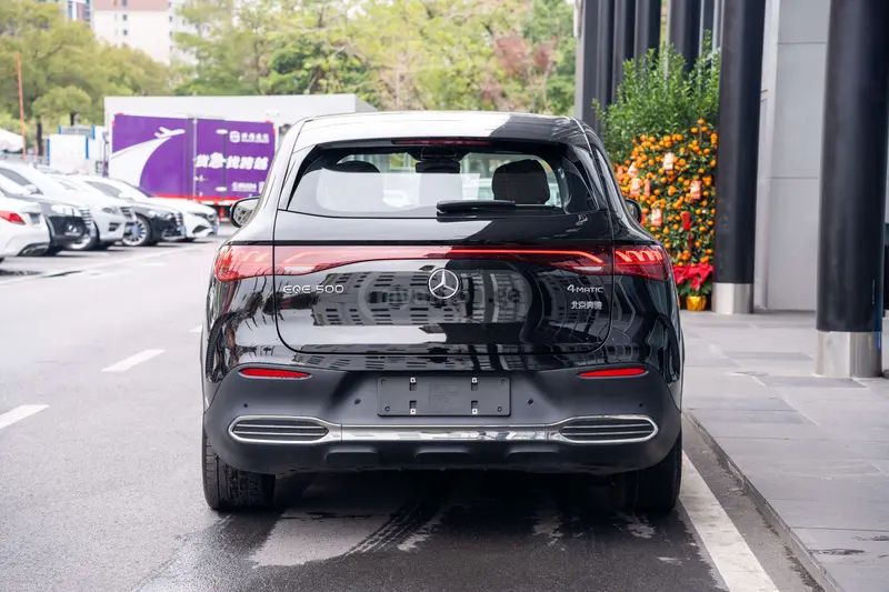 Mercedes-Benz EQE 2024 — миниатюра 5