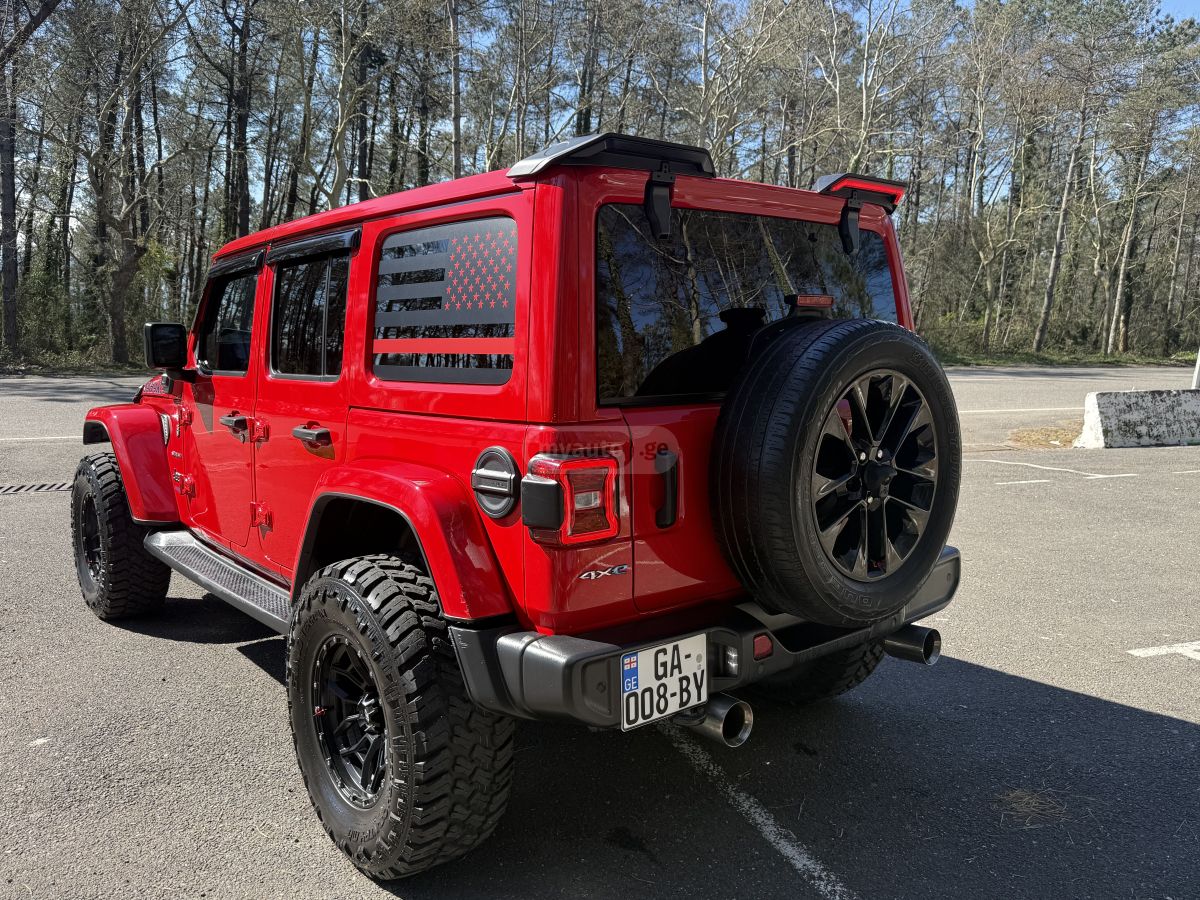 Jeep Wrangler - фото 14