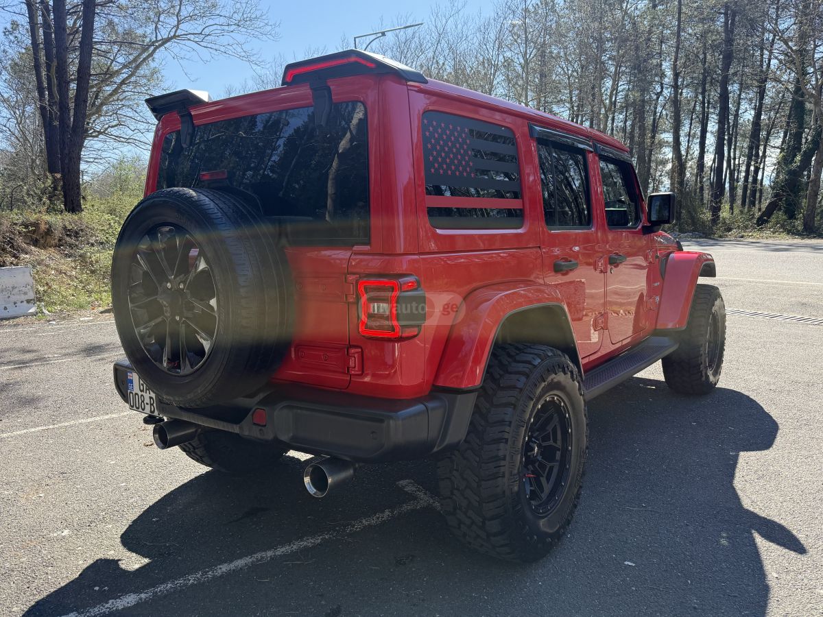 Jeep Wrangler - фото 15