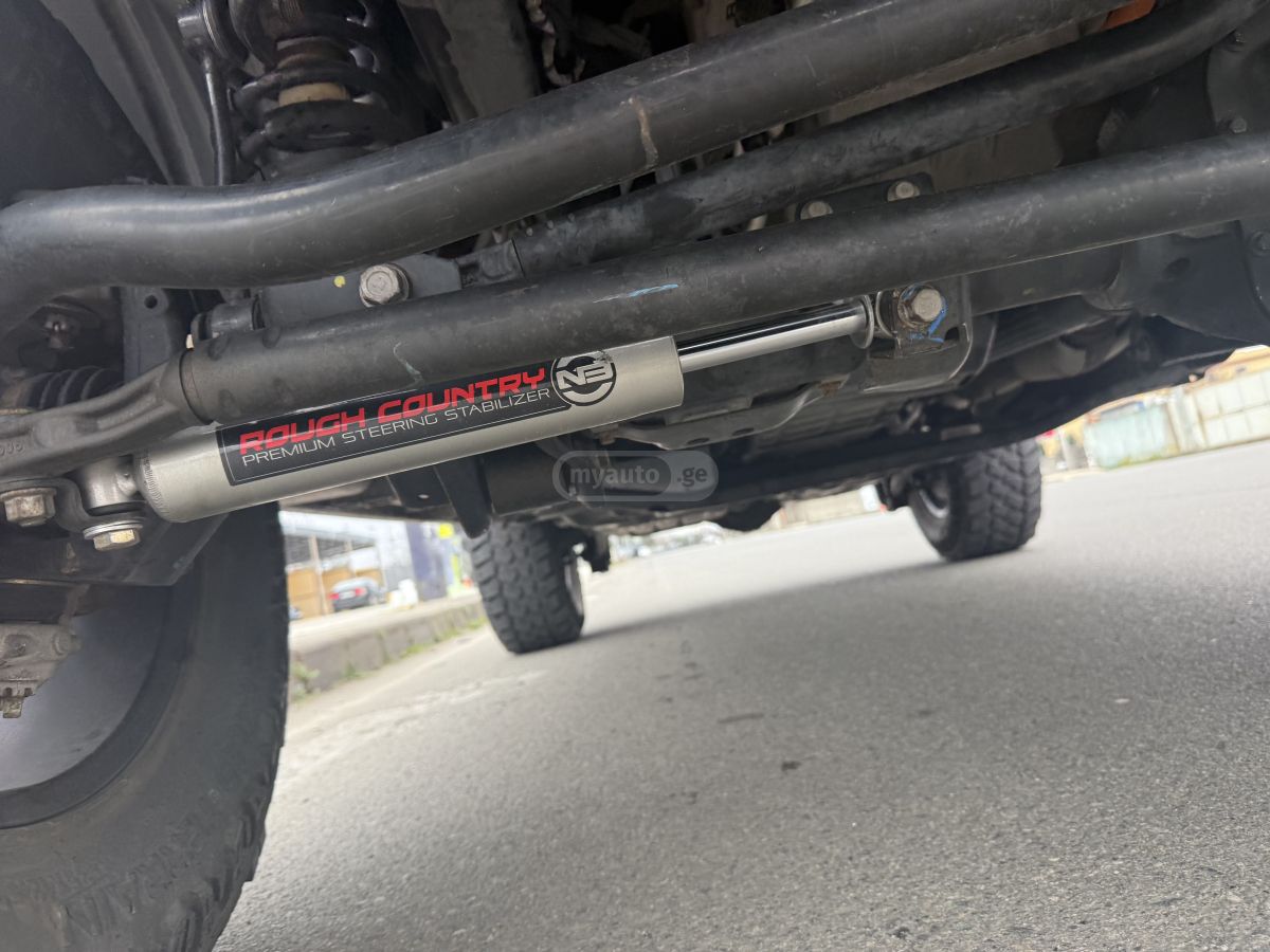 Jeep Wrangler - фото 8