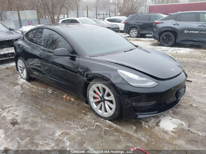 Tesla Model 3 - фото 1