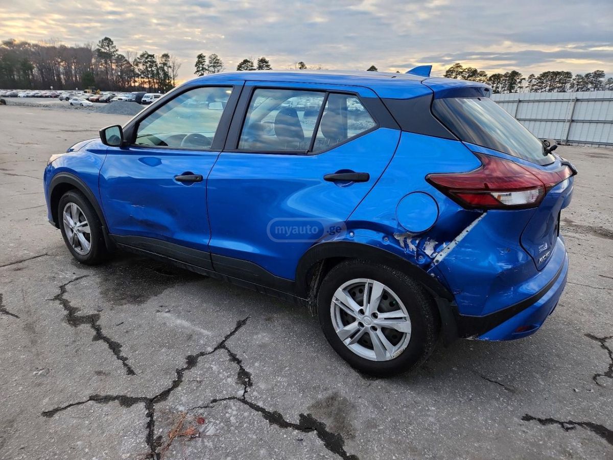 Nissan S 4dr Front-Wheel Drive CVT — миниатюра 2