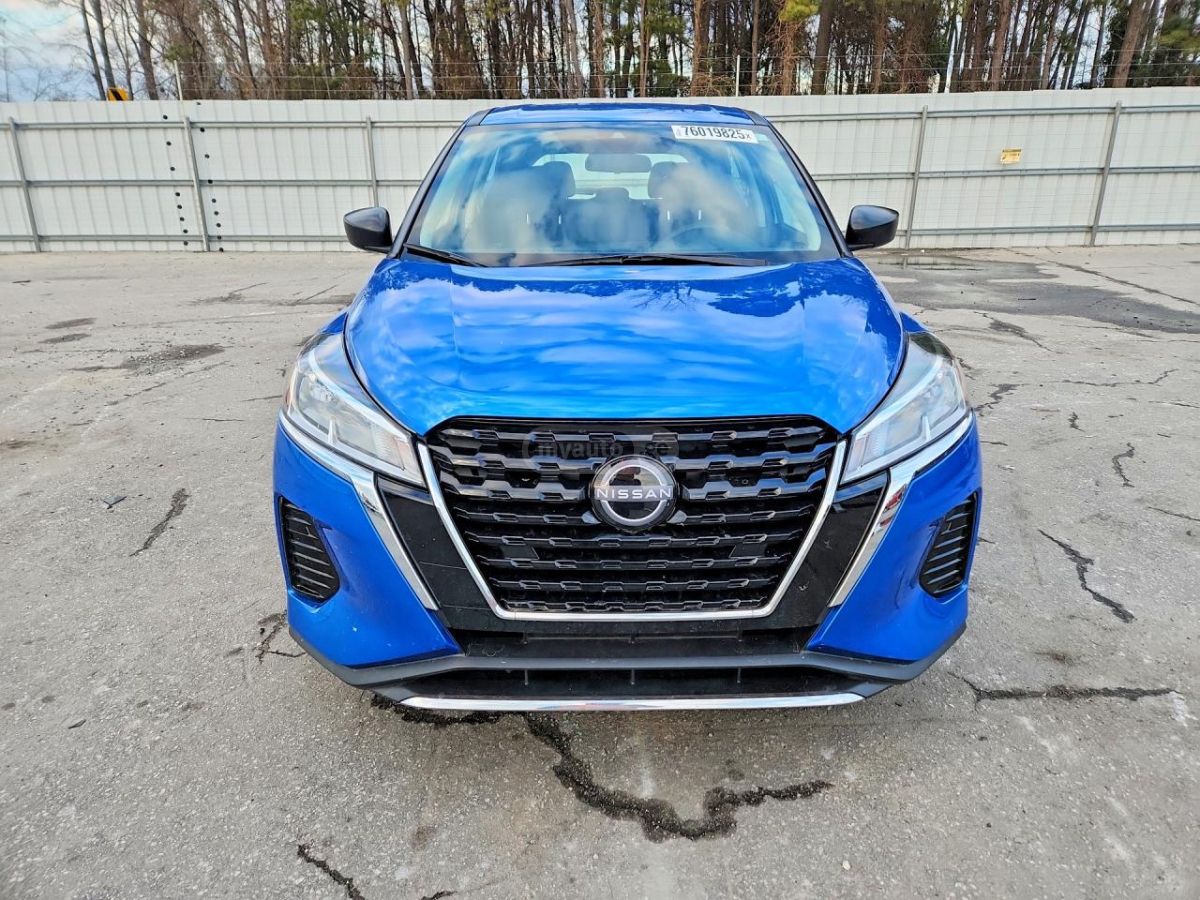 Nissan S 4dr Front-Wheel Drive CVT — миниатюра 5