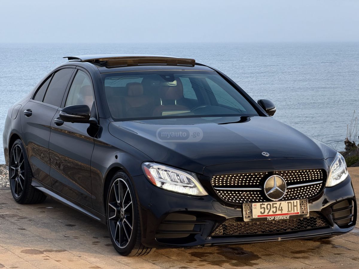 Mercedes-Benz C 300 - фото 3