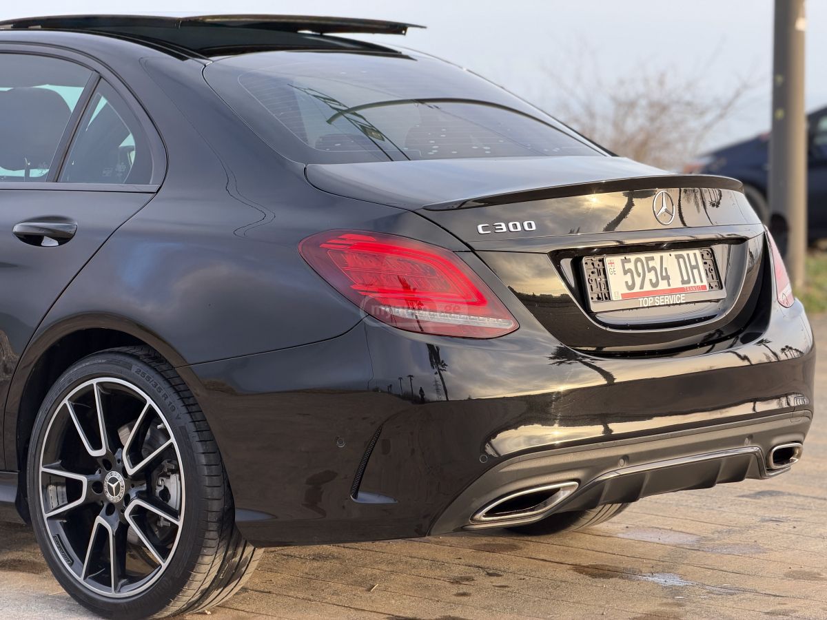 Mercedes-Benz C 300 - фото 5