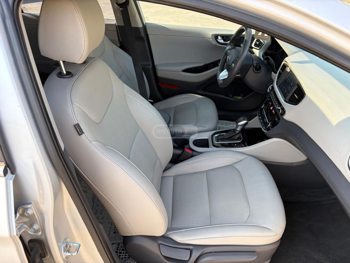 Hyundai Ioniq - фото 4