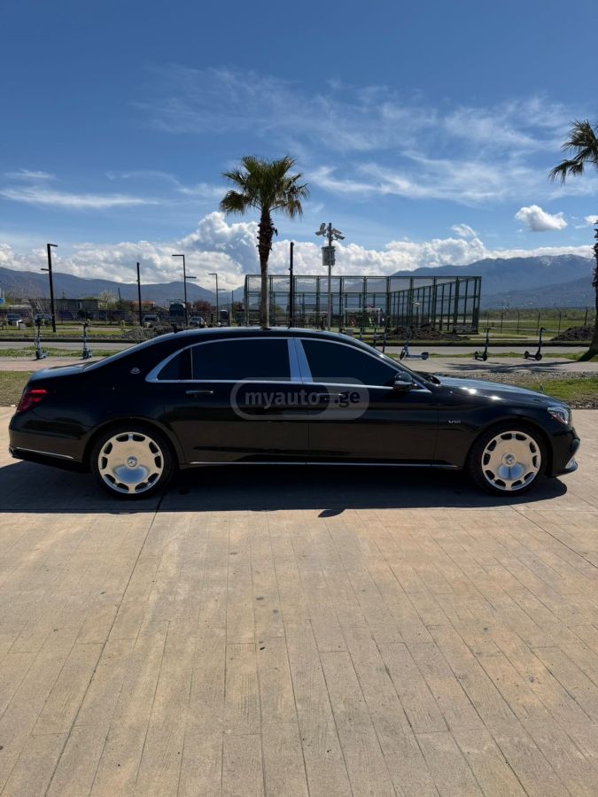 Mercedes-Benz S 65 AMG - фото 11