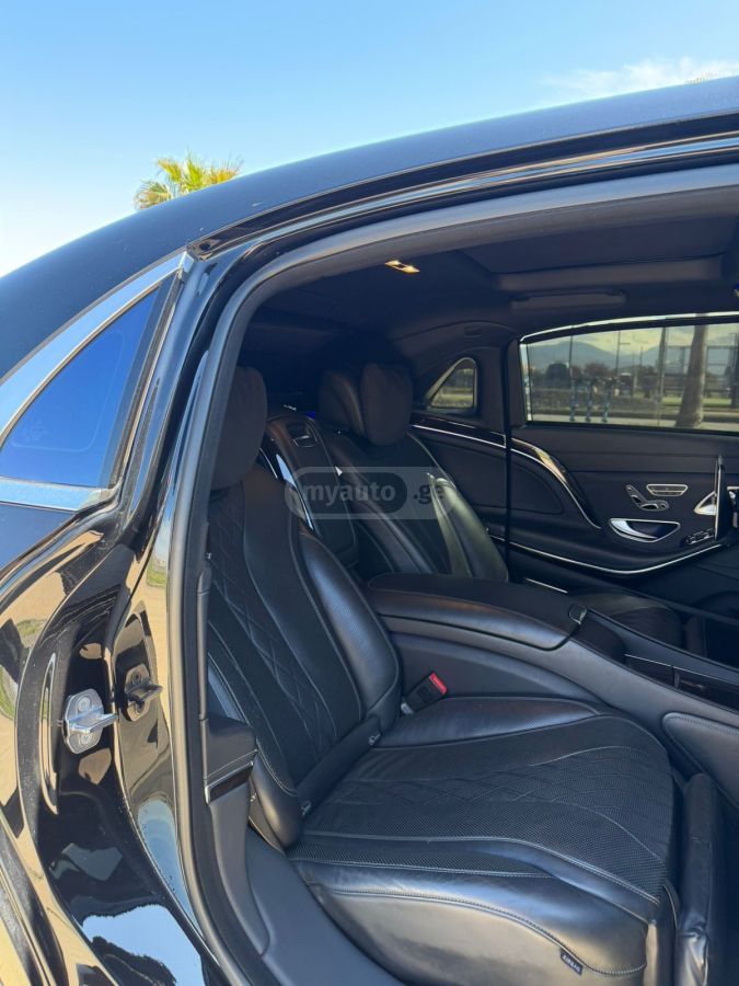 Mercedes-Benz S 65 AMG - фото 13